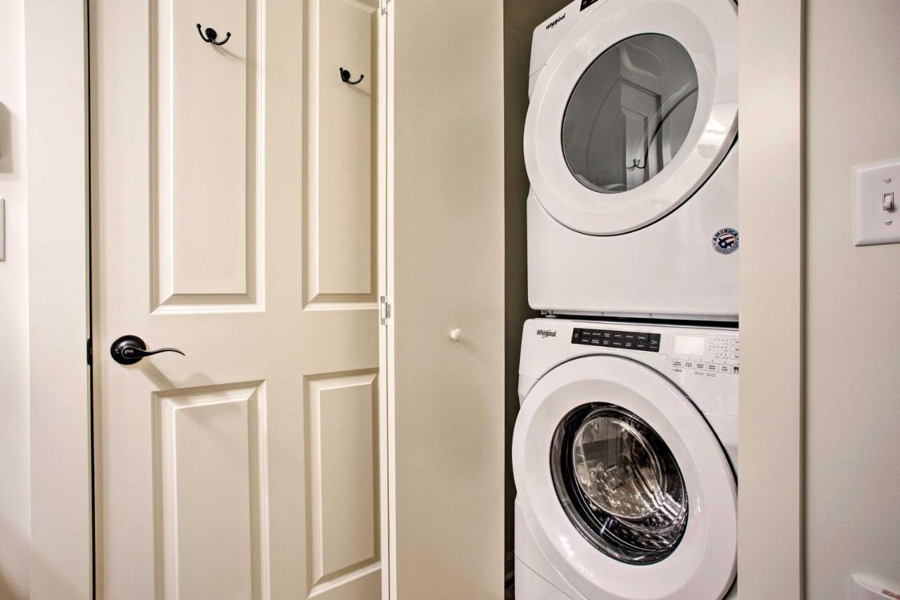 Newly Remodeled Apartment On Main Street In Saluda Exteriör bild