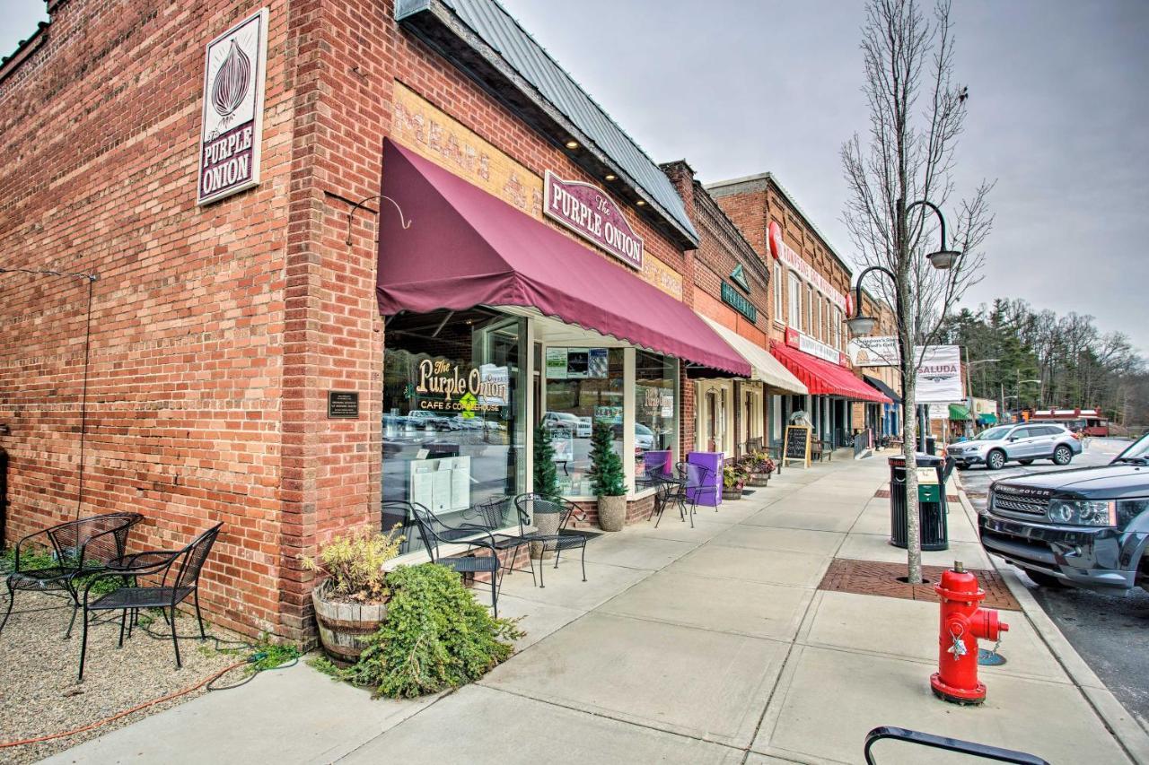 Newly Remodeled Apartment On Main Street In Saluda Exteriör bild