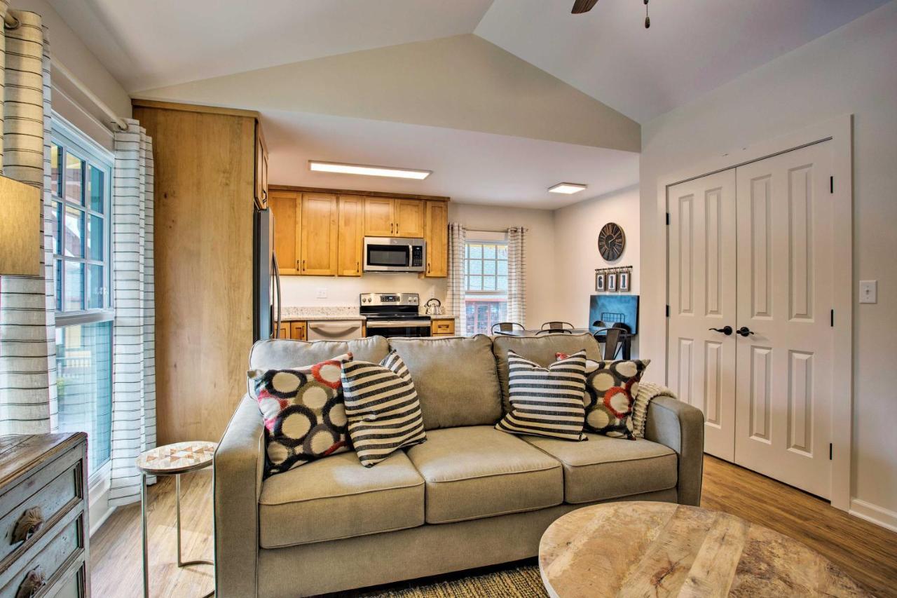 Newly Remodeled Apartment On Main Street In Saluda Exteriör bild